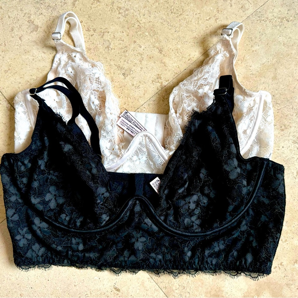 NWOT Victoria Secret bundle of Dream Angels plunge bras sz 36DD